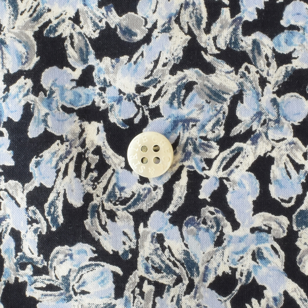 ベーシックなコットンローンプリント 　ネイビー系