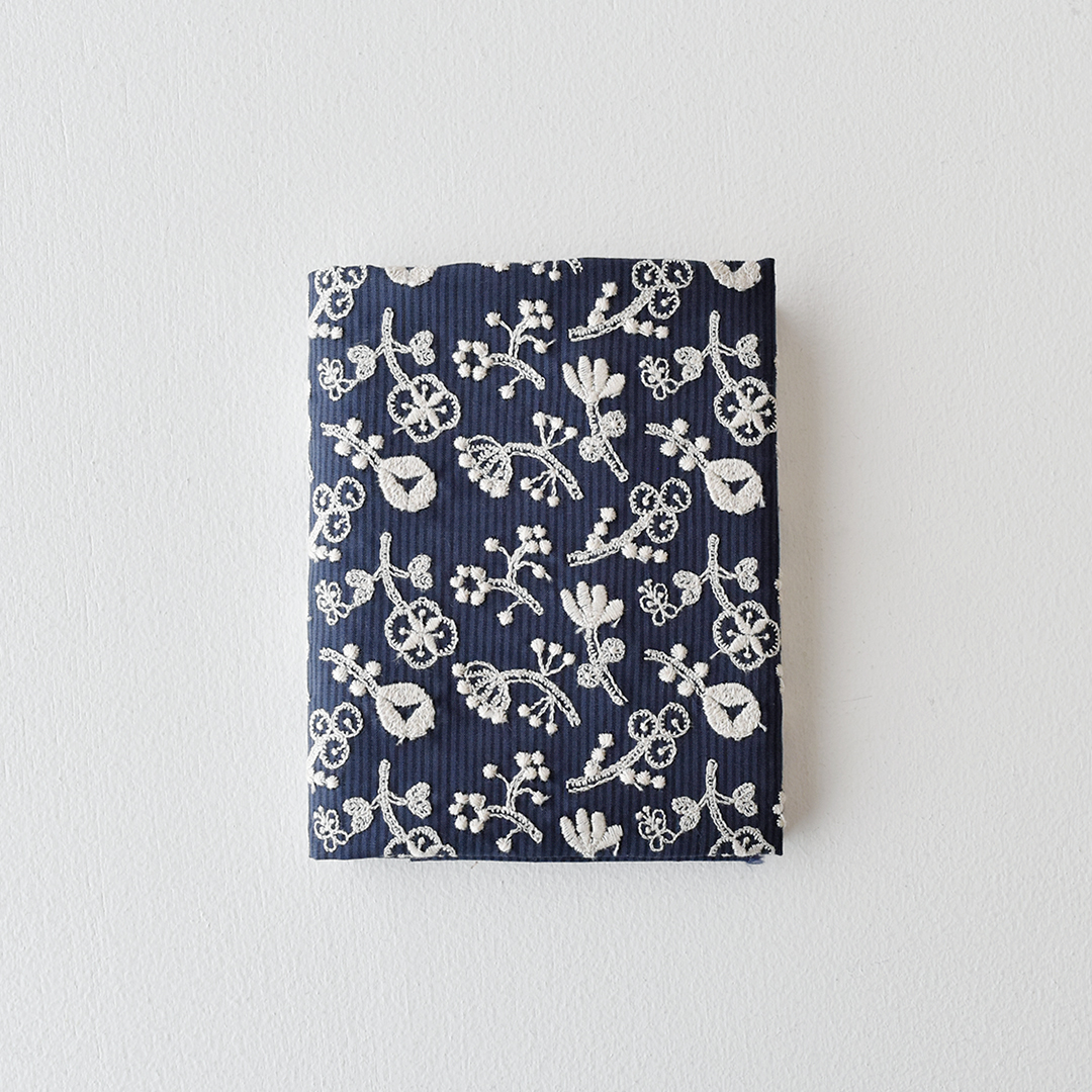 field of flower カットクロス　stripe navy black