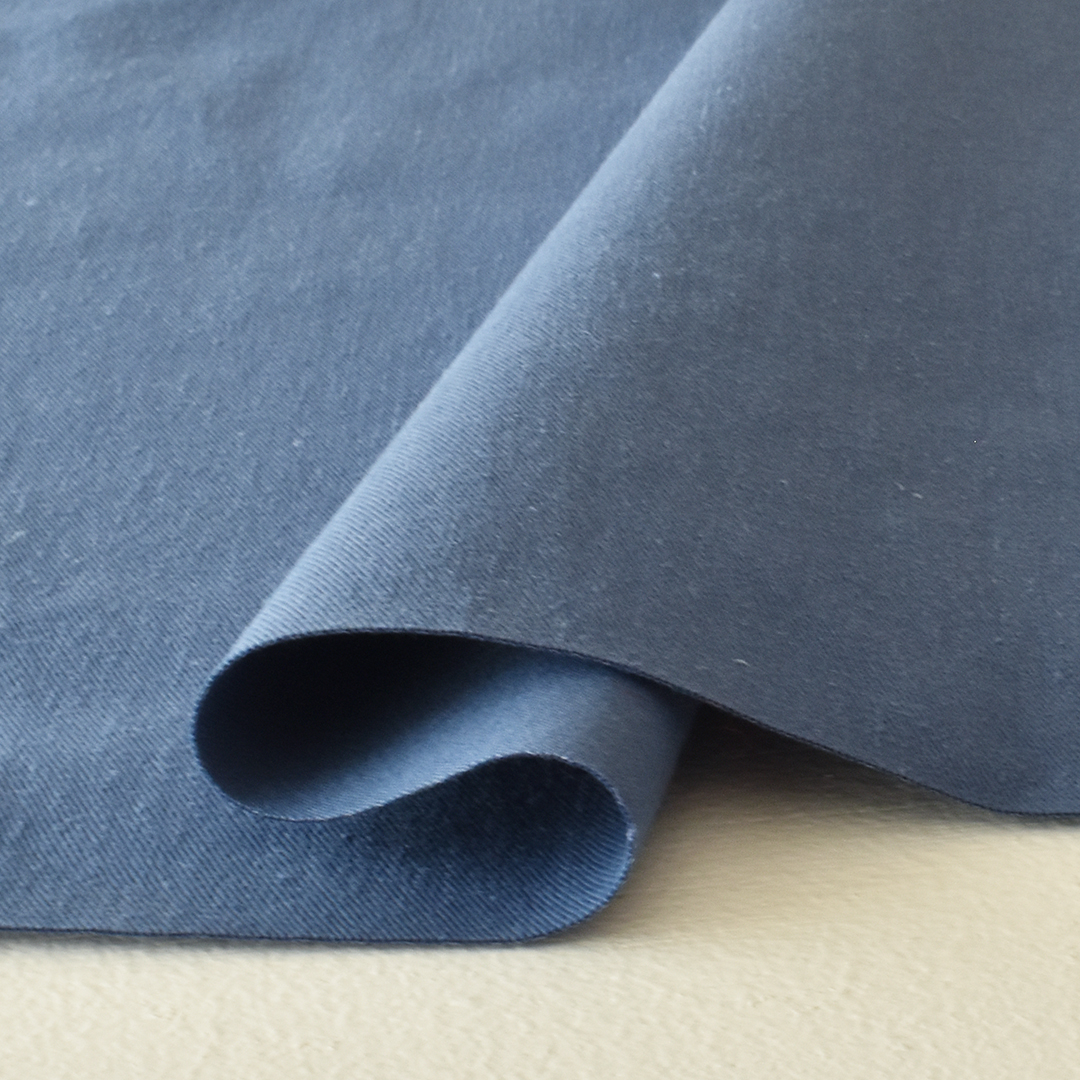 (特価)幅広ヴィンテージ感のあるチノクロス　ブルー