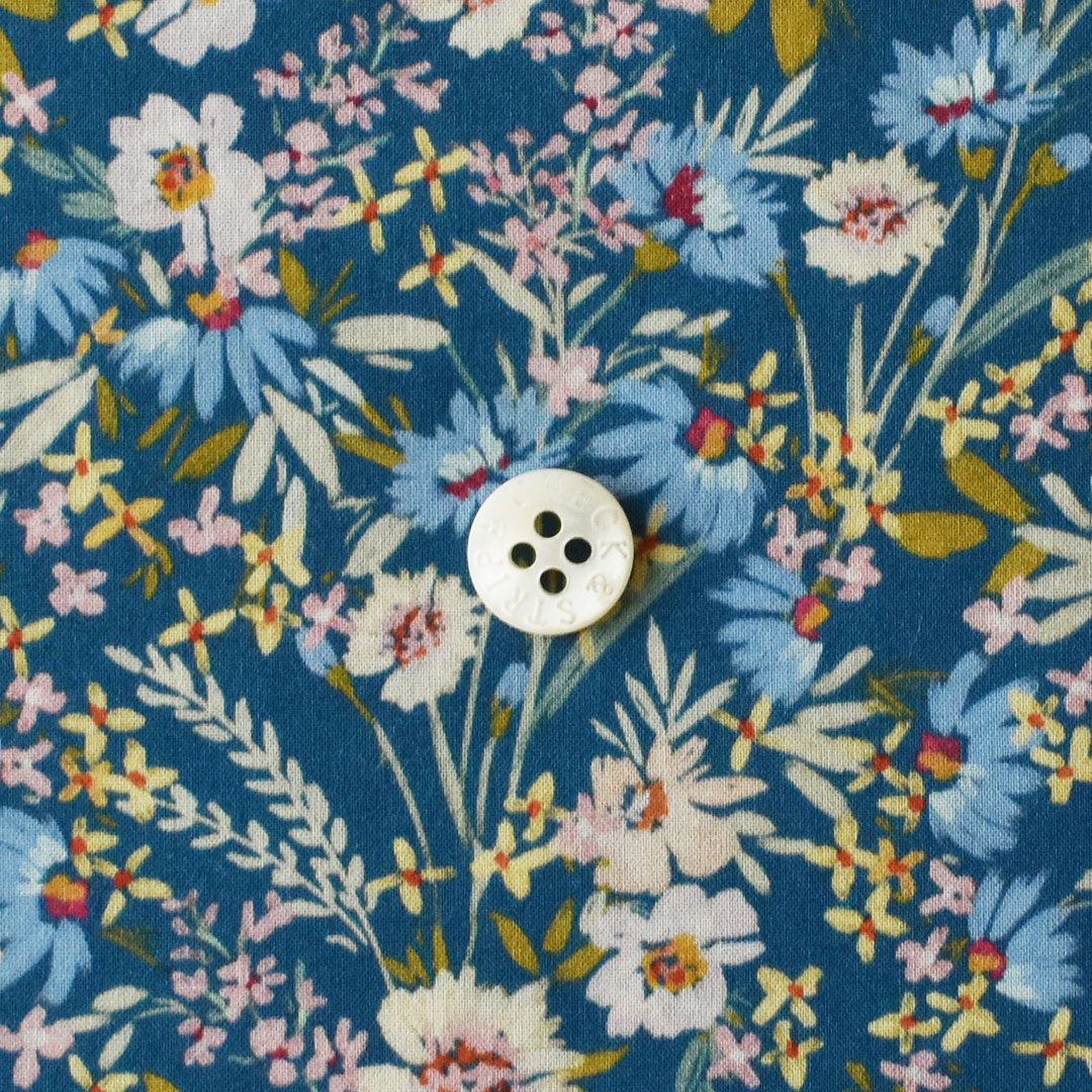 リバティプリント　Sophia Garden D