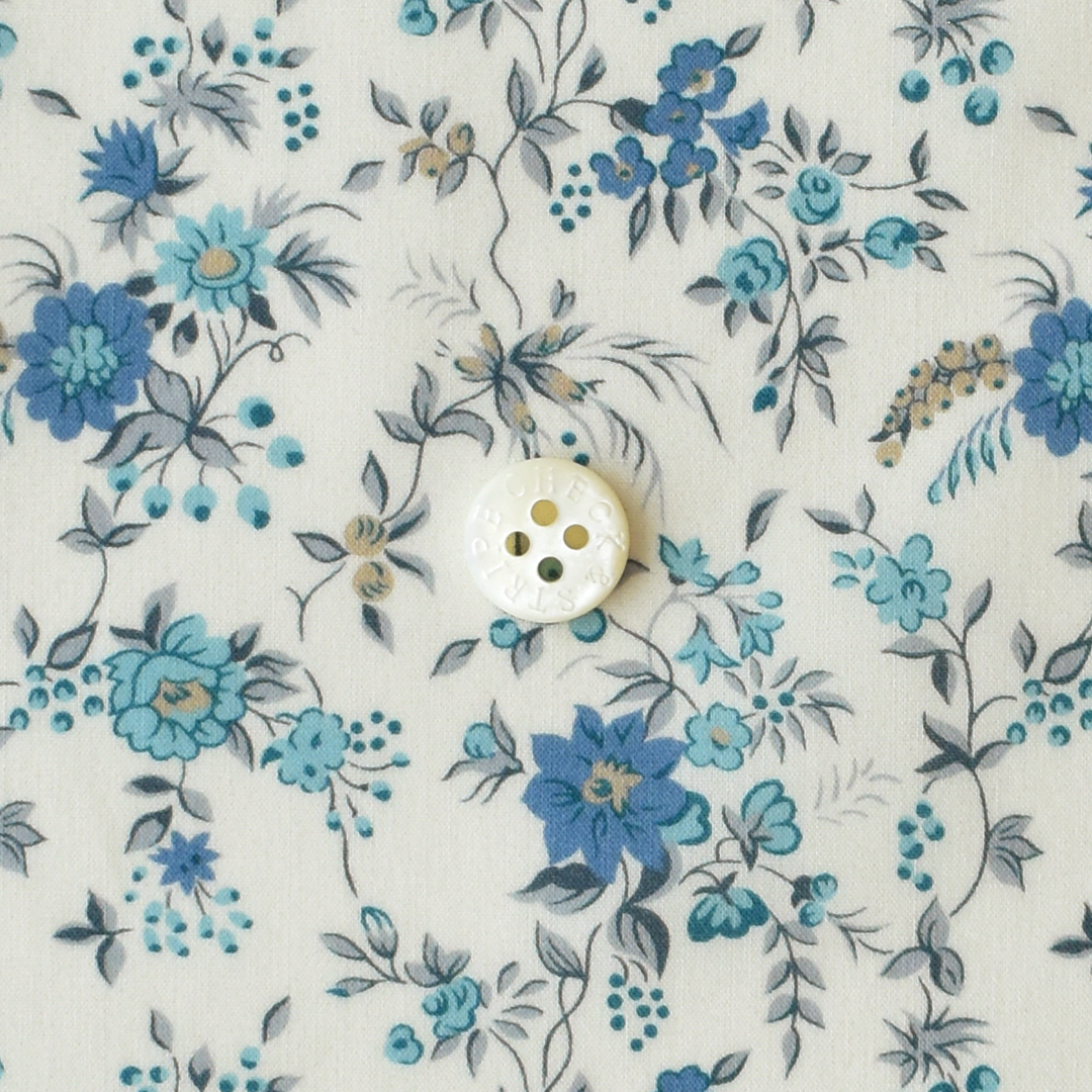 リバティプリント　Floribunda AU(ブルー系）