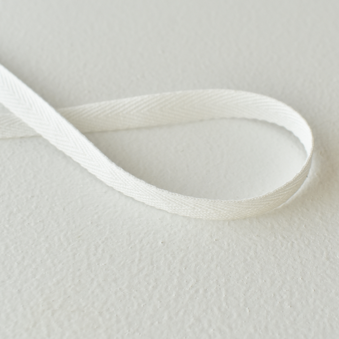 綾テープ1cm幅　オフホワイト