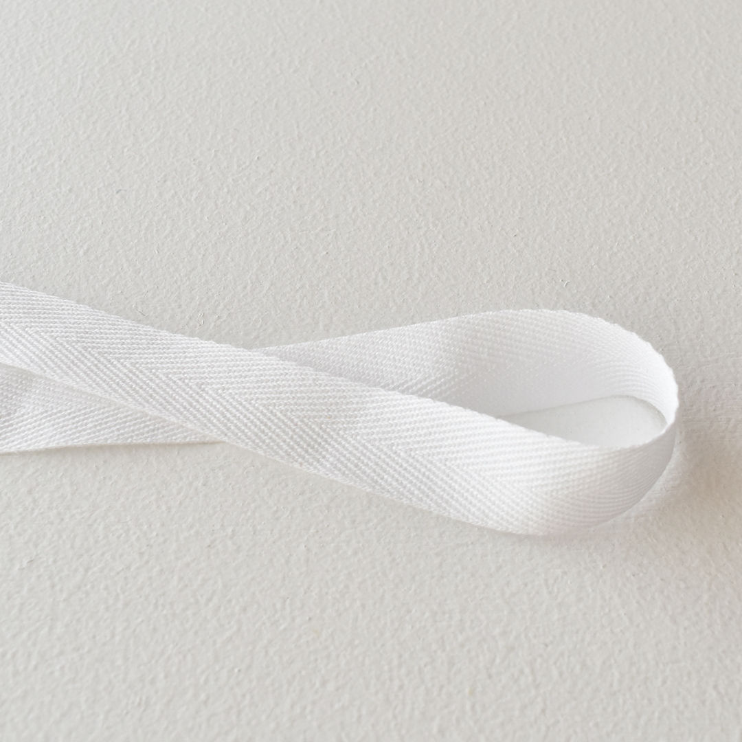 綾テープ2cm幅　オフホワイト
