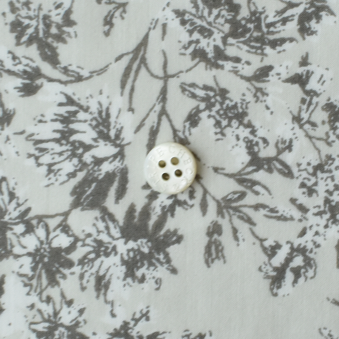 コットンタイプライター 花柄　アイボリー系