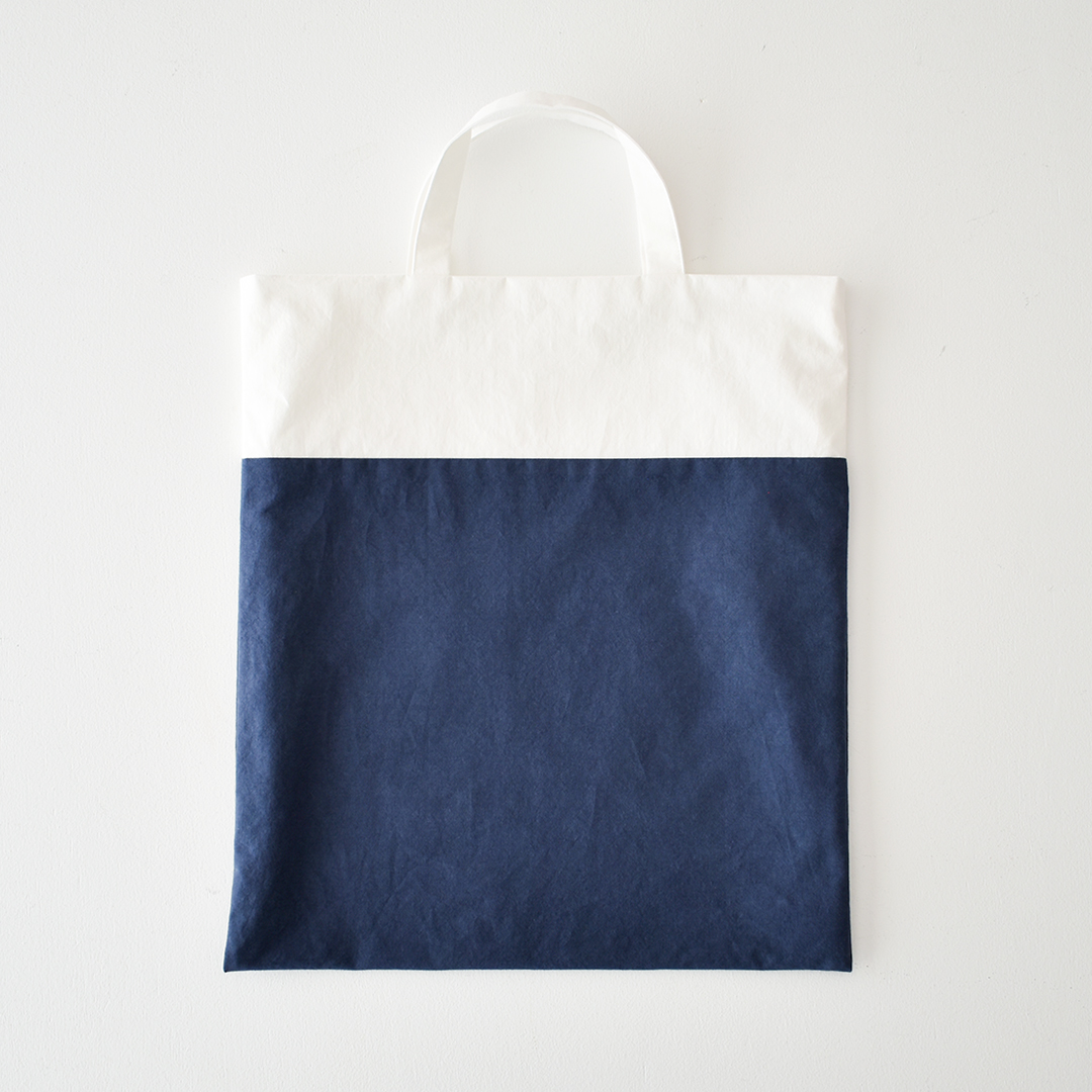 石川ゆみさんデザイン 布あわせのバッグのキット　オフホワイト×ブルー