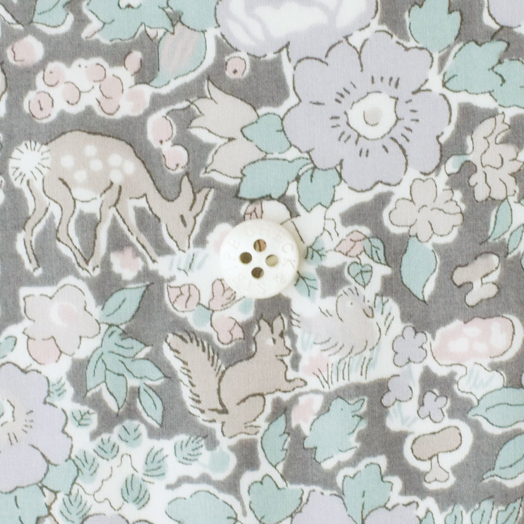リバティプリント Woodland Betsy(レシピ付き)　◎J20C(グレー地にラベンダー・ライトグレー系)