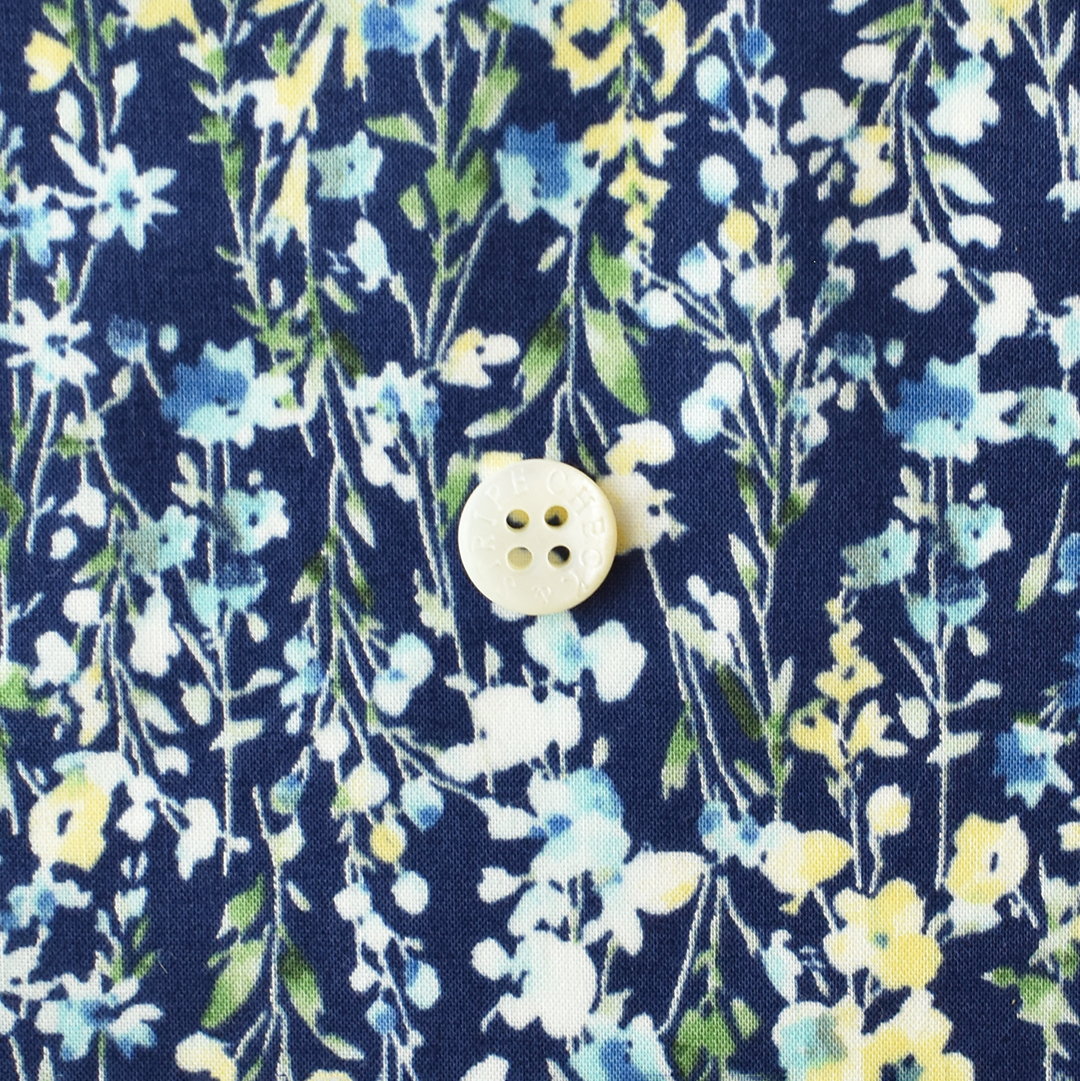 コットンローン水彩小花柄プリント 　ネイビー系