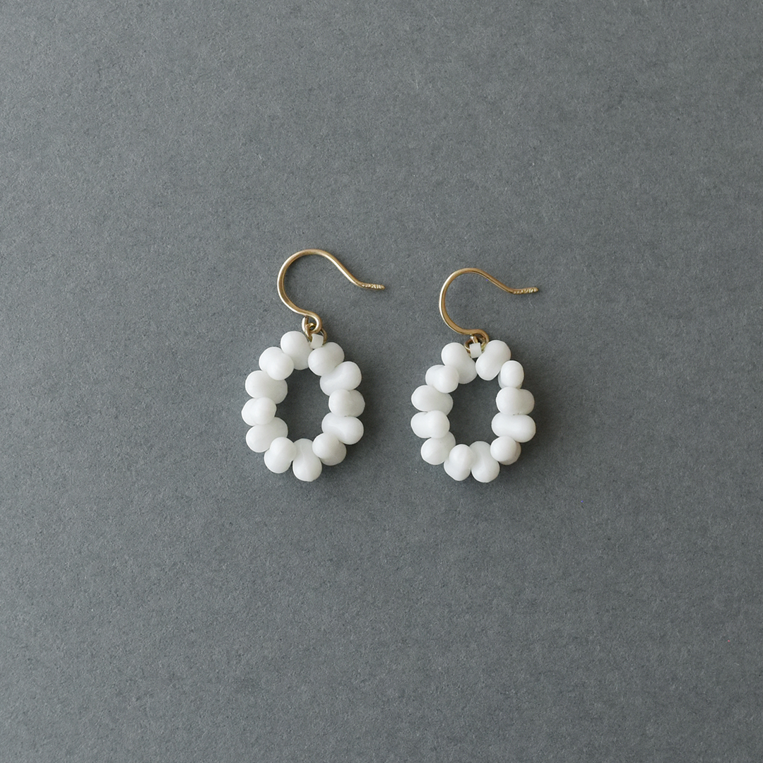 Toile×CHECK&STRIPE Dead Stock White Glass Beads Hook