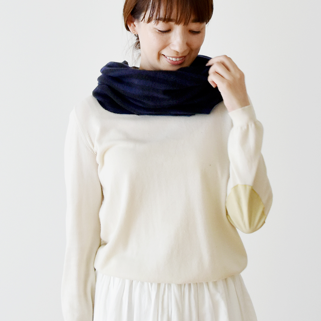 C&Sオリジナルカシミヤ フォイユ スヌードカット 60cm　ブラック×ネイビー
