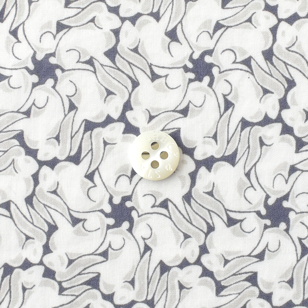 リバティプリント　Tumbling Tails ◎J23A(すみれグレー)