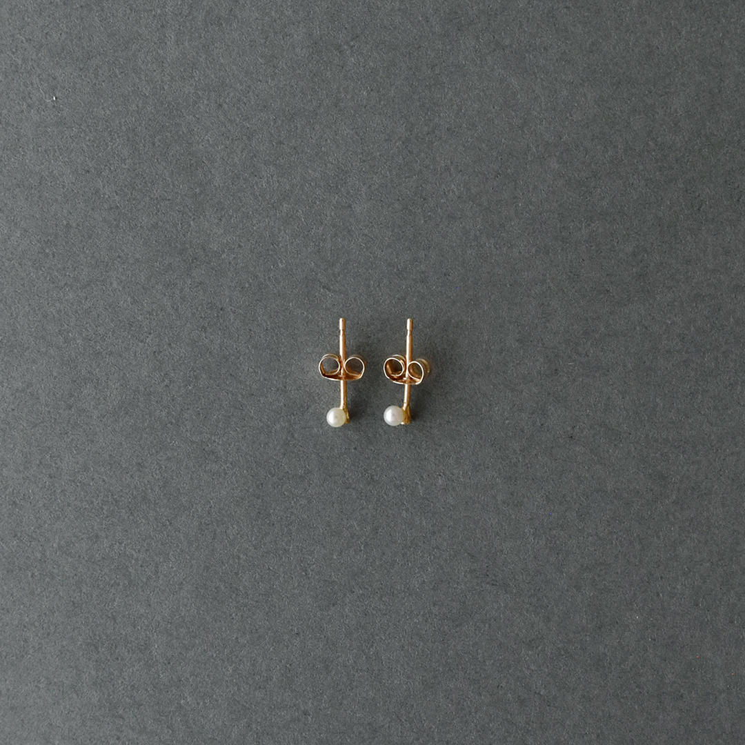 Toile Diamond Round Pearl Pierce