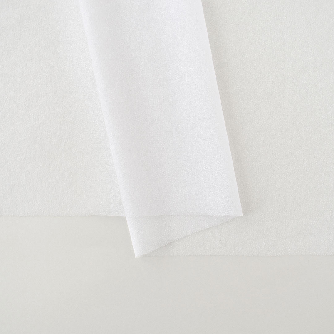 薄手の接着芯　ホワイト