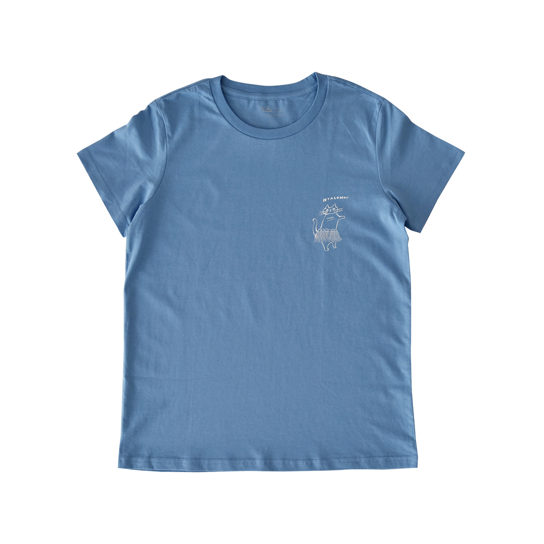 the Fanon × トラネコボンボン × CHECK&STRIPEのTシャツ「フラガール」　CAROLINA BLUEにホワイト M