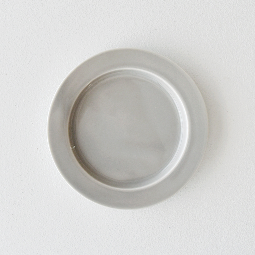 yumiko iihoshi porcelain × CHECK&STRIPE  unjour フラックスグレー　goûter plate (plate S)