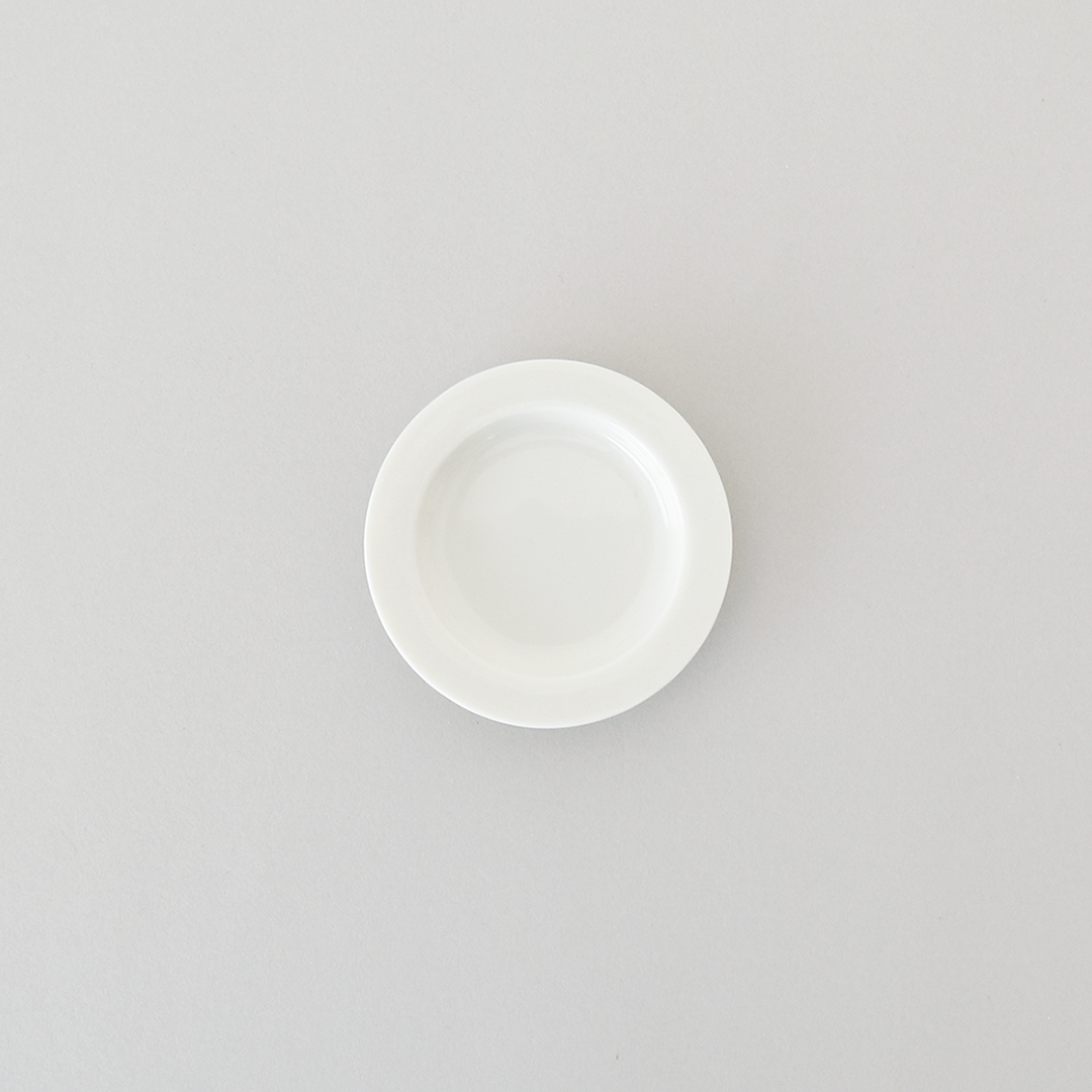 yumiko iihoshi porcelain × CHECK&STRIPE  unjour アンティークホワイト　nuit plate（plate SS）