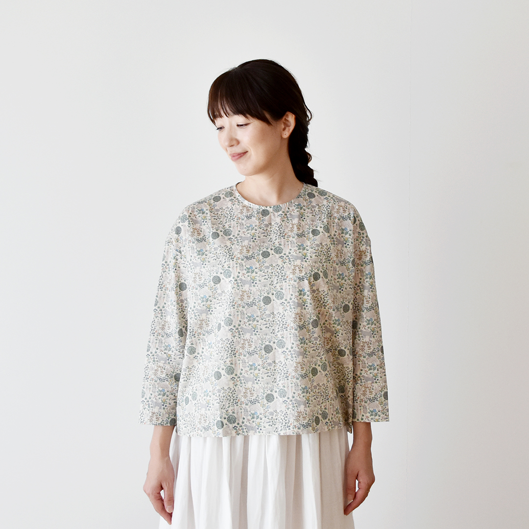 CHECK&STRIPE リバティナンシーアン　キルティング生地　2m 限定 CHECK＆STRIPE / (20%ポイント！)リバティプリント Voysey Farmyard