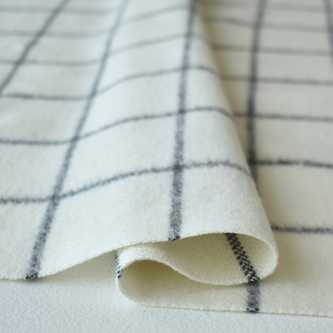 (特価)シャギーチェックウール　オフホワイト×グレー