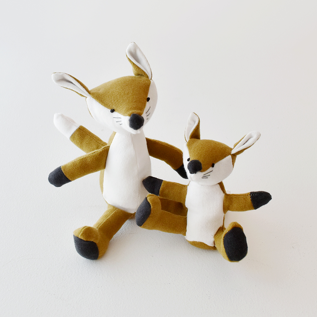きつねの親子のぬいぐるみのキット