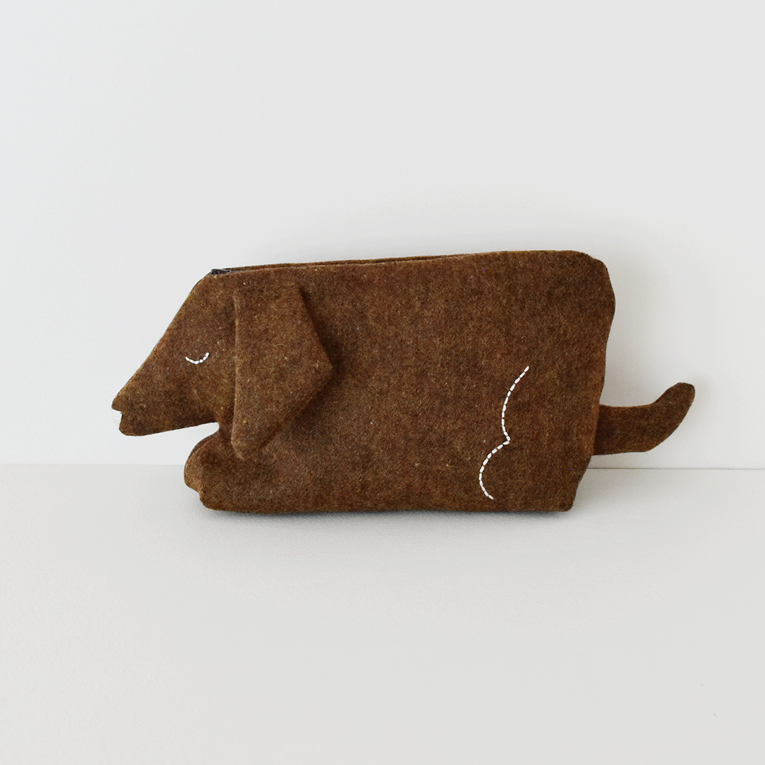 INU pouch(HANDMADE完成品)　ブラウン