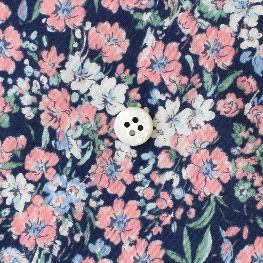 ベーシックなコットンローン 花柄　ネイビー系