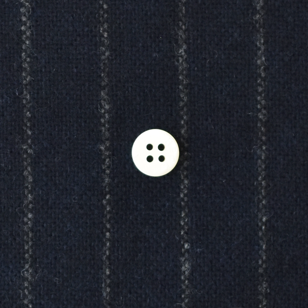 (特価)ほどよい厚みのウールストライプ　ダークネイビー