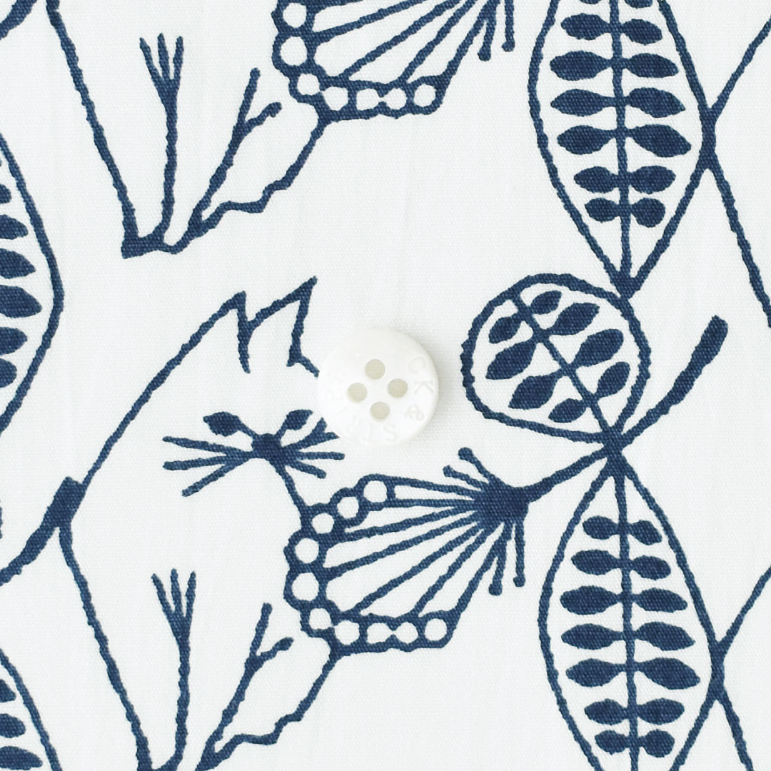 ラミネートカットクロス 「HANA」　ホワイトにネイビー