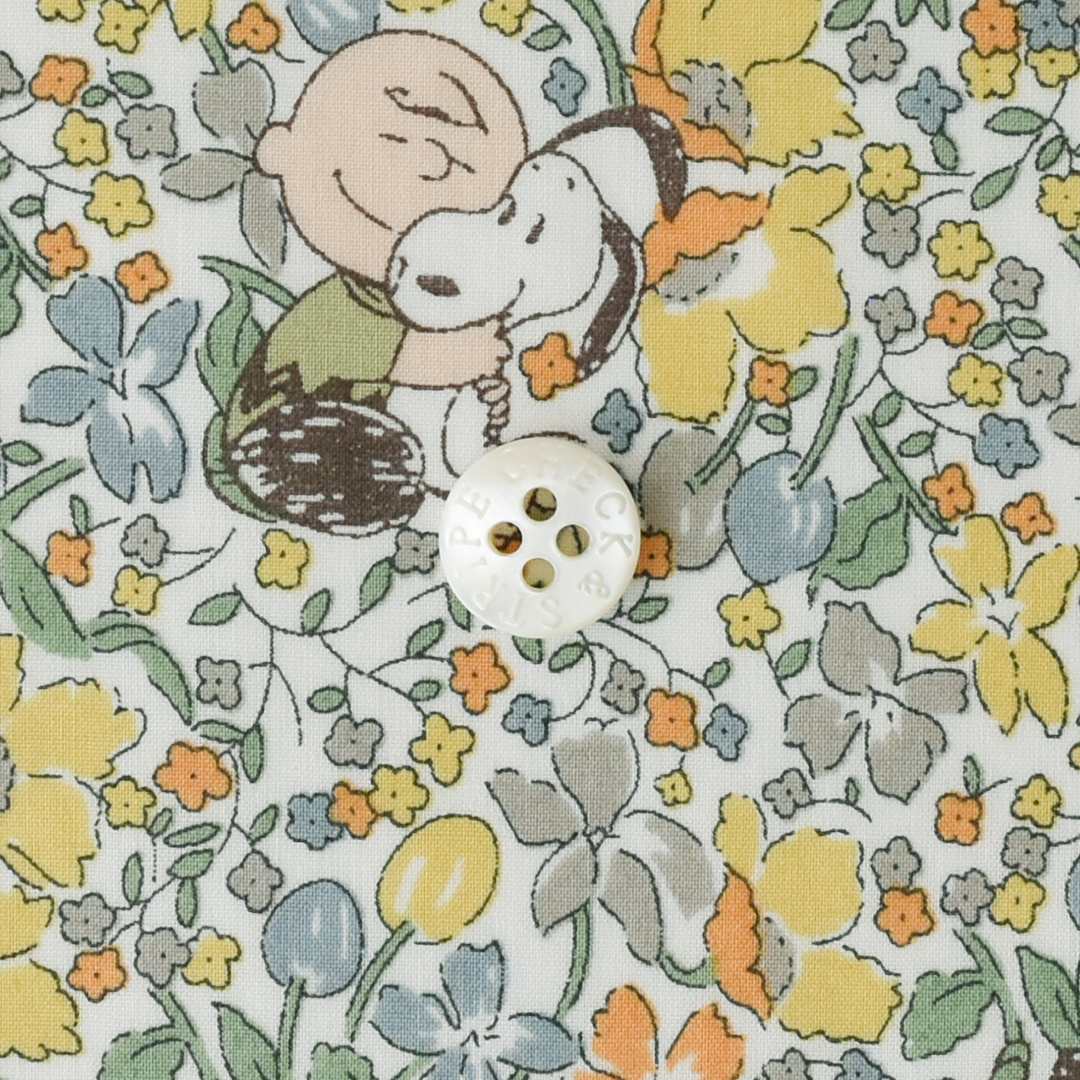 リバティプリント　Charlie Brown's Flowers J25D(イエロー・グリーン)
