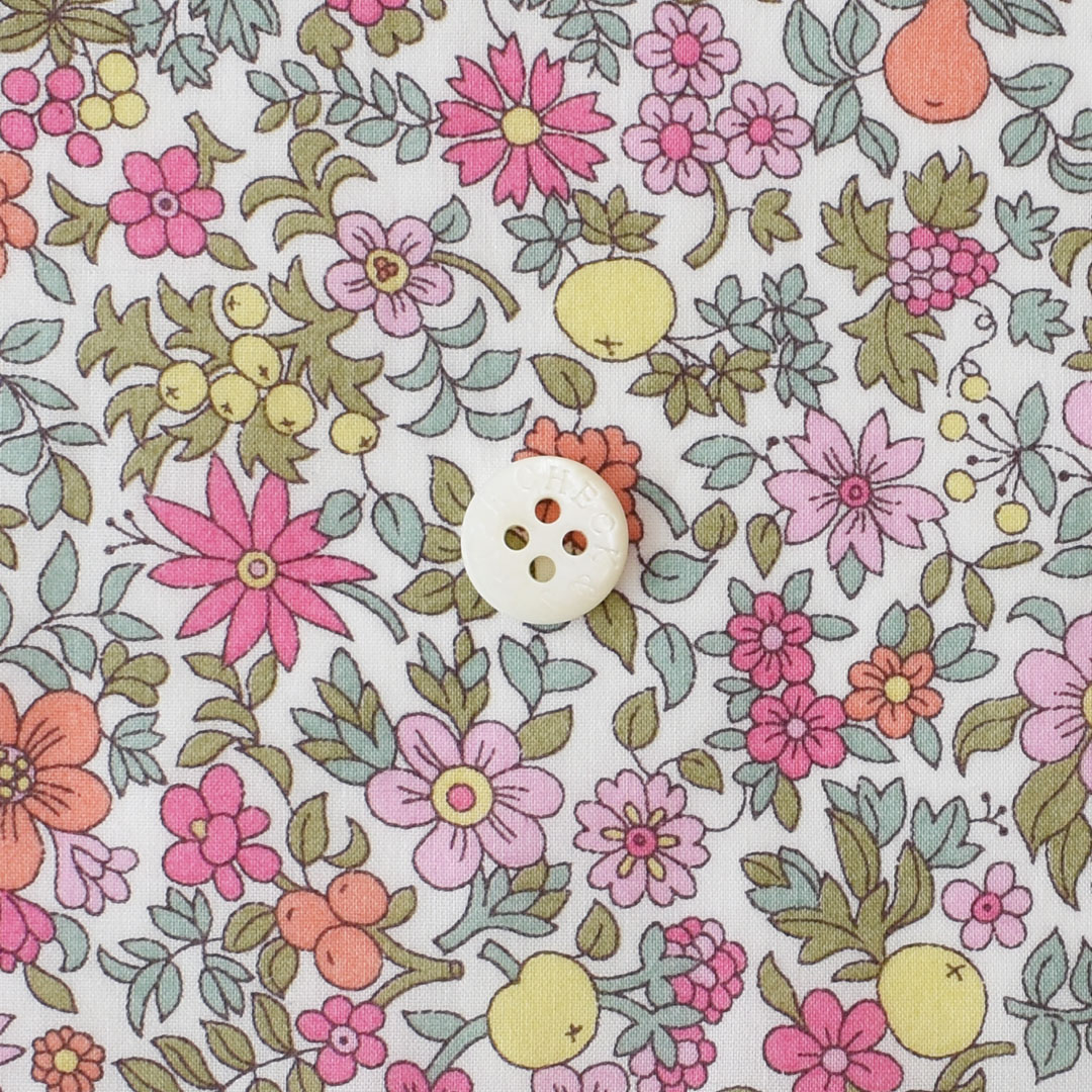 リバティプリント　Fruit Punch 24AU(ピンク系)