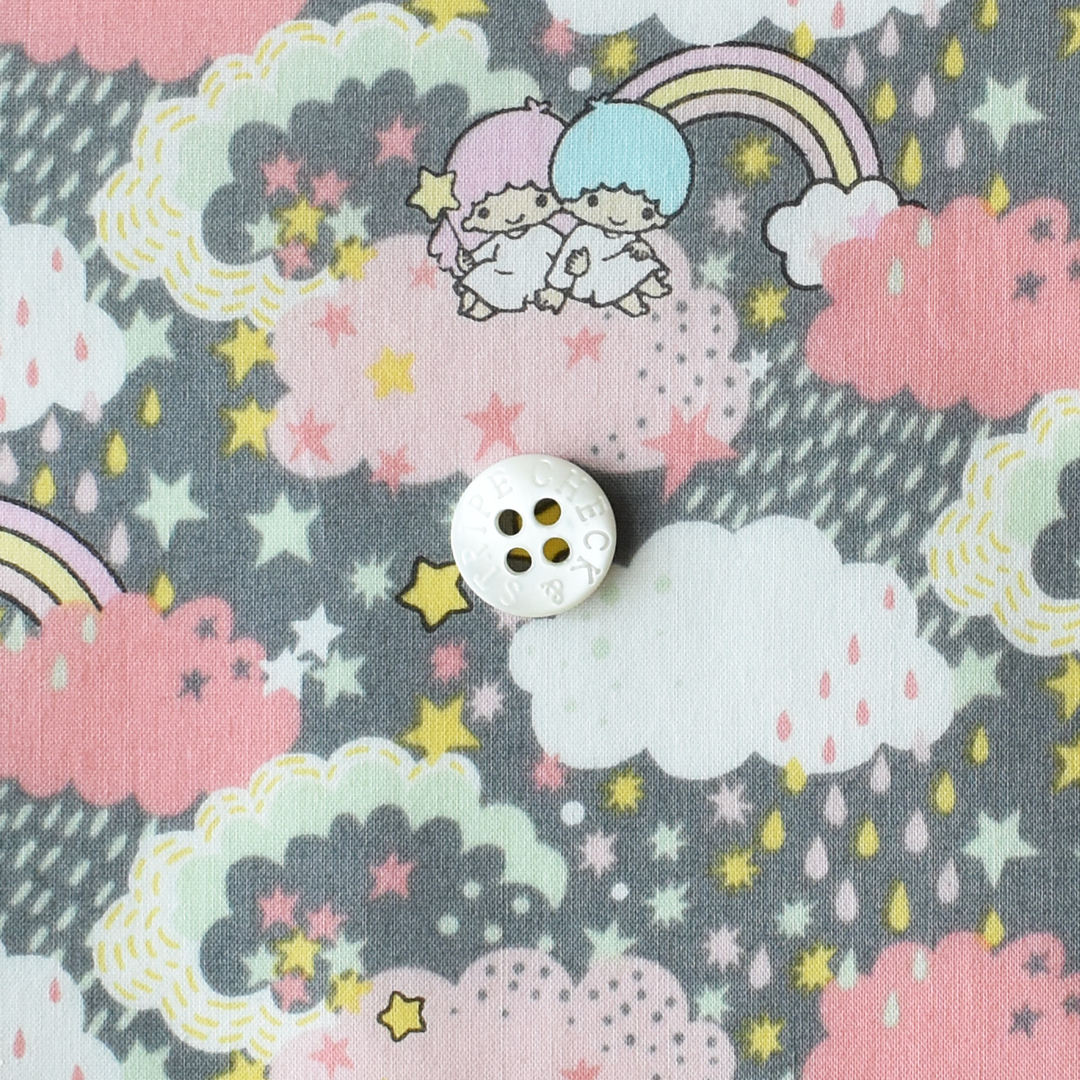 リバティプリント　Hiding Dreams J20D(グレー)