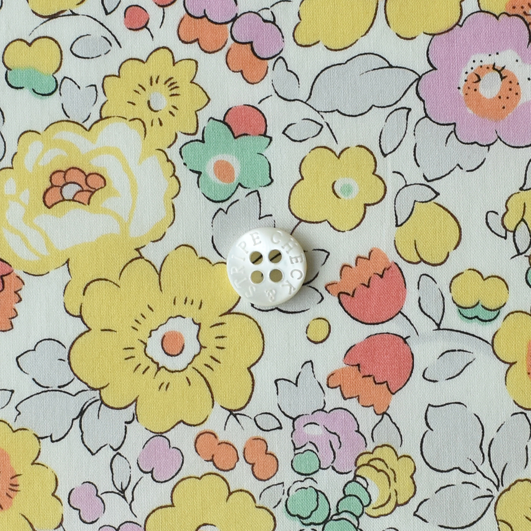 リバティプリント　Betsy LWE