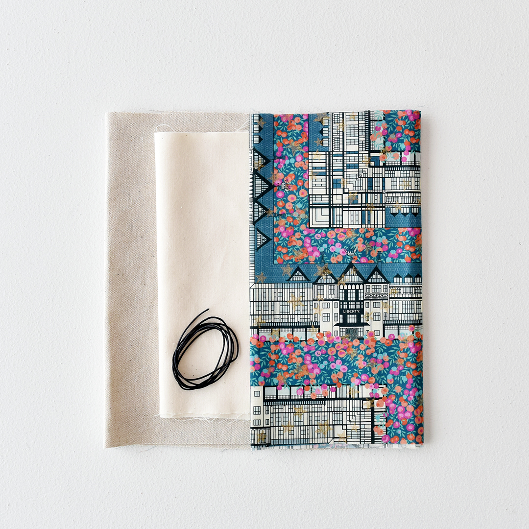 西山眞砂子さんデザイン ミニ丸底ループ巾着のキット　ターコイズ系