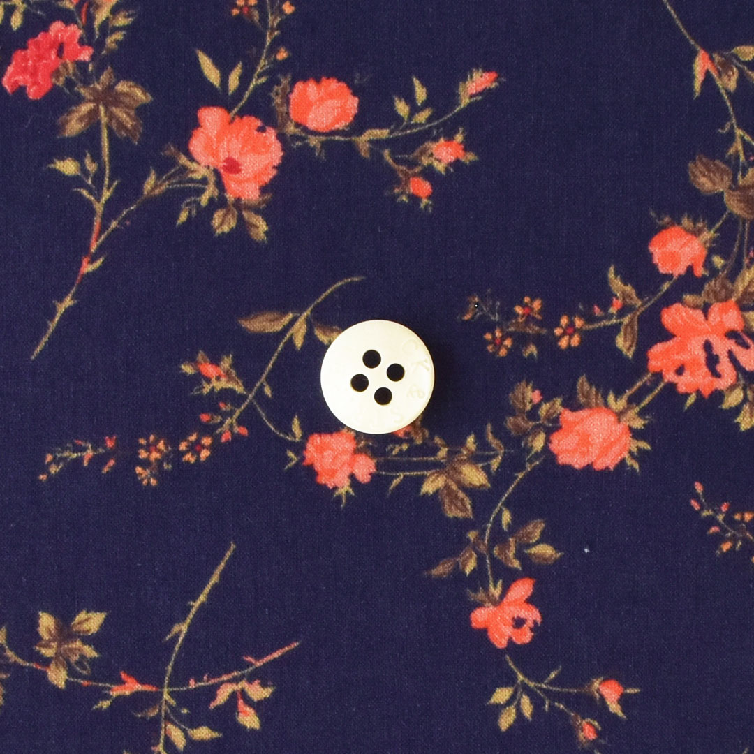 リバティプリントタナローン  Elizabeth　GE(ネイビーにオレンジ系)