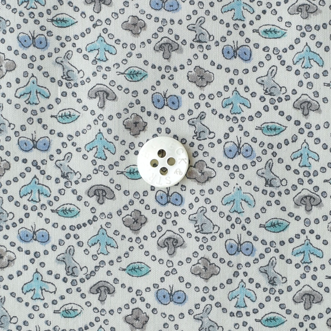 リバティプリントラミネート Forest Wave　◎J25V(ブルー系)