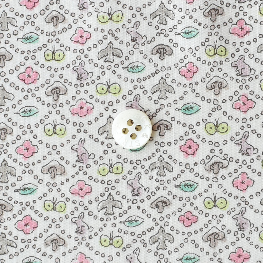 リバティプリントラミネート Forest Wave　◎J25W(ピンク系)