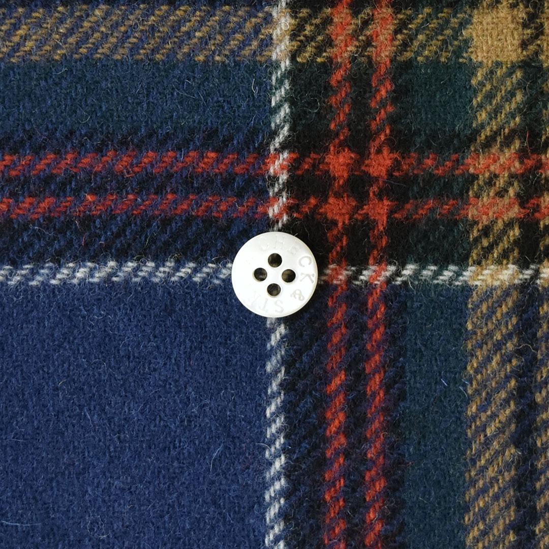 タータンチェックのウール　ネイビー系